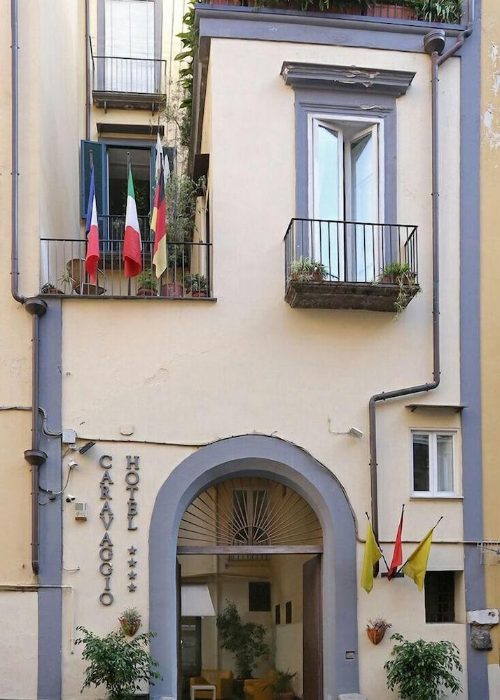 Caravaggio Hotel Неаполь Экстерьер фото